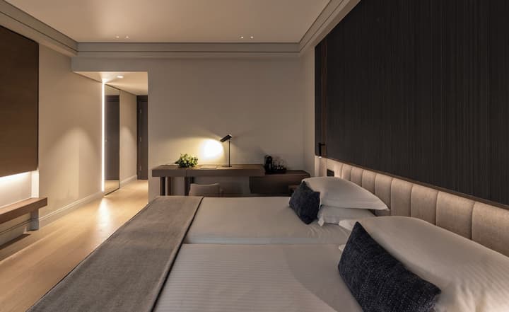 NJV Athens Plaza Hotel