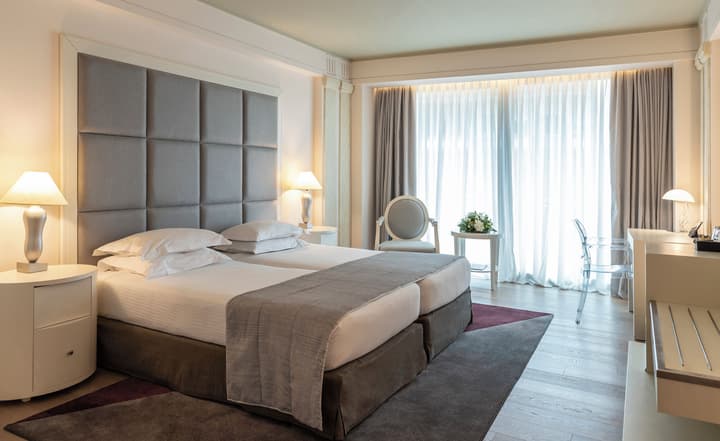 NJV Athens Plaza Hotel