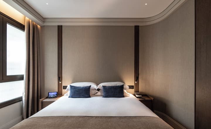 NJV Athens Plaza Hotel