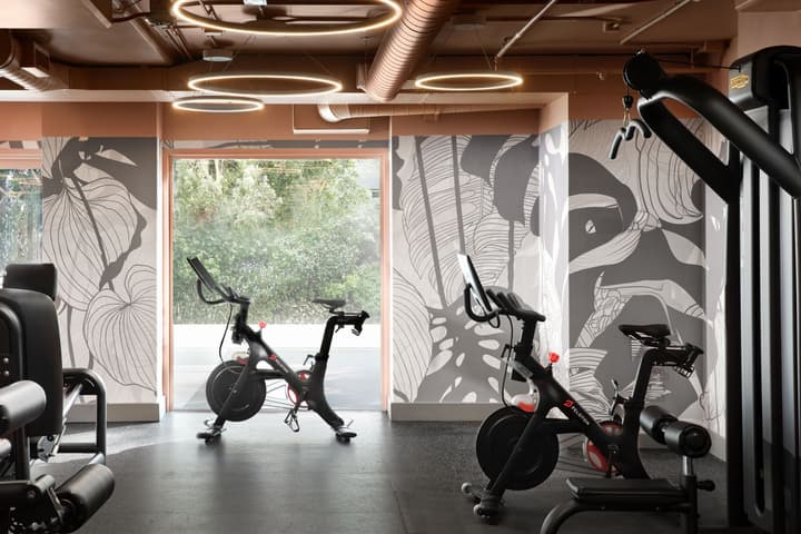 Sandbourne Santa Monica, Autograph Collection
