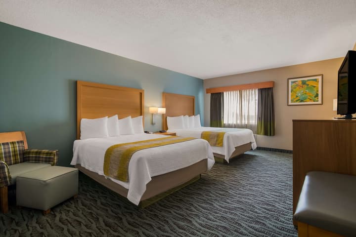 Best Western Plus Executive Court Inn & Conference Center