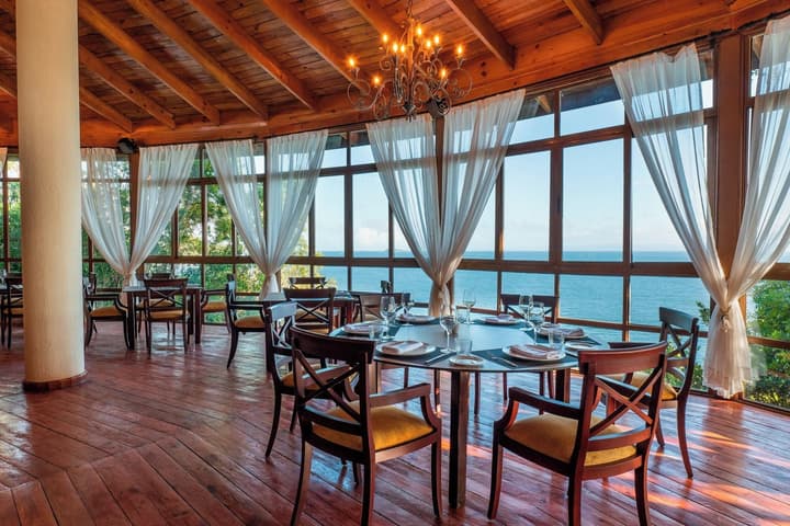 Eurostars Grand Cayacoa