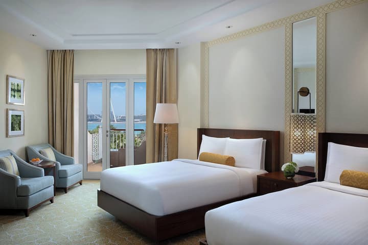 The Ritz-Carlton, Dubai