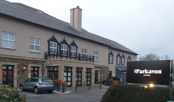 Parkavon Hotel