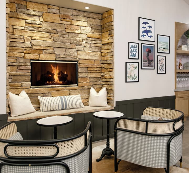 Cottage Inn By The Sea