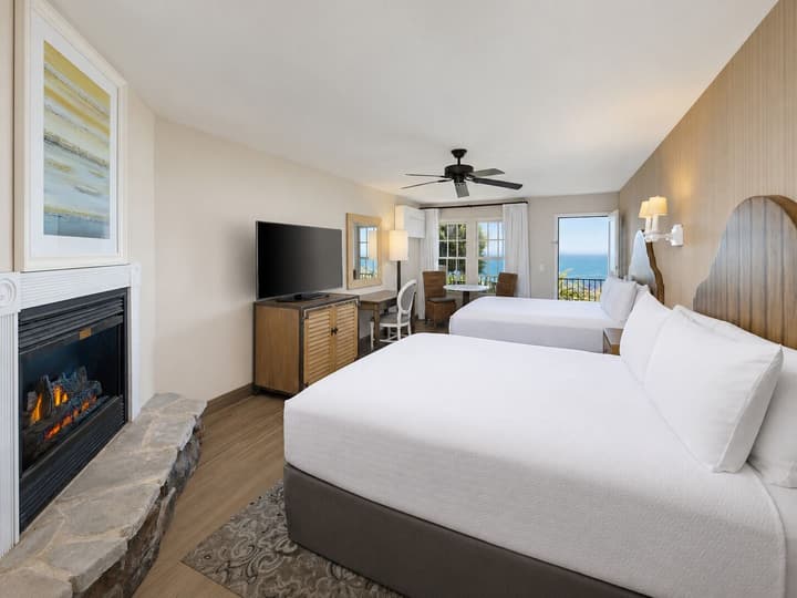 Cottage Inn By The Sea