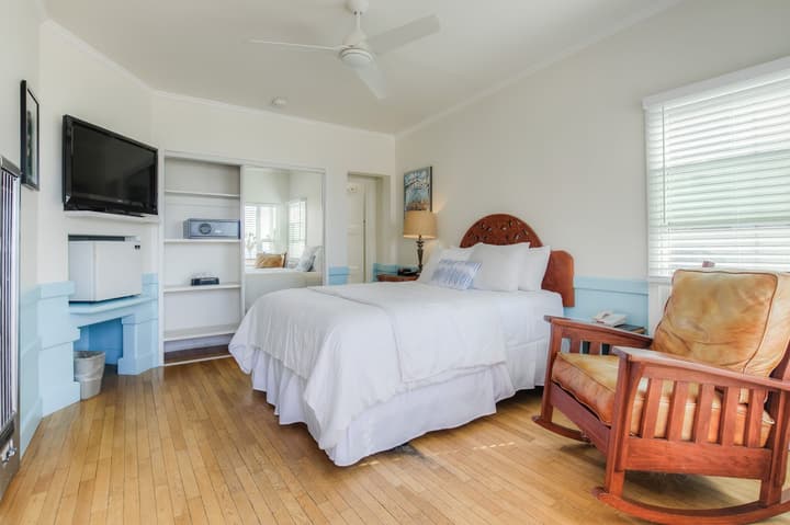 Sea Blue Hotel