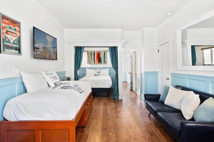 Sea Blue Hotel
