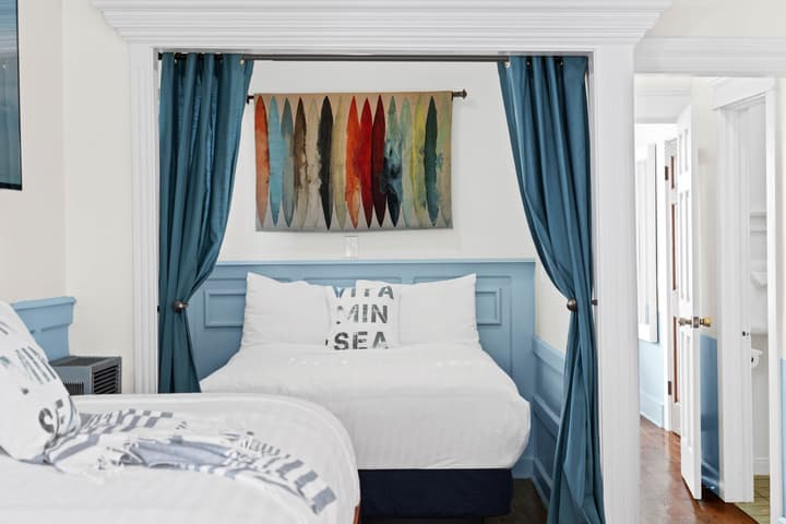 Sea Blue Hotel