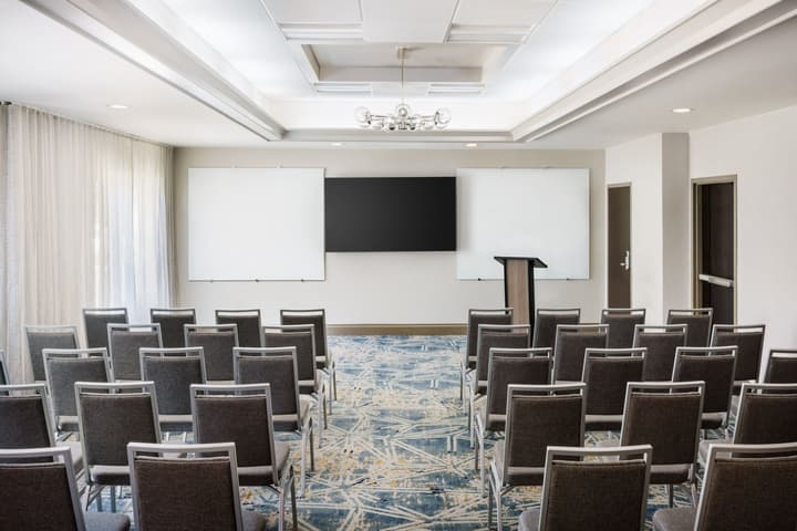 Courtyard by Marriott Orlando Downtown