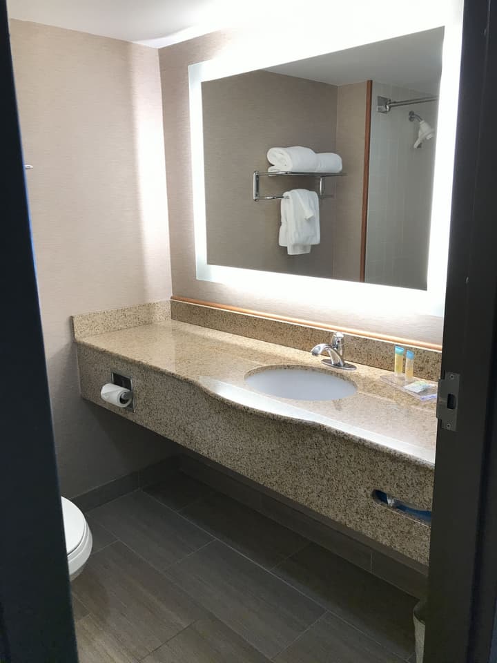 Wingate by Wyndham Convention Ctr Closest Universal Orlando