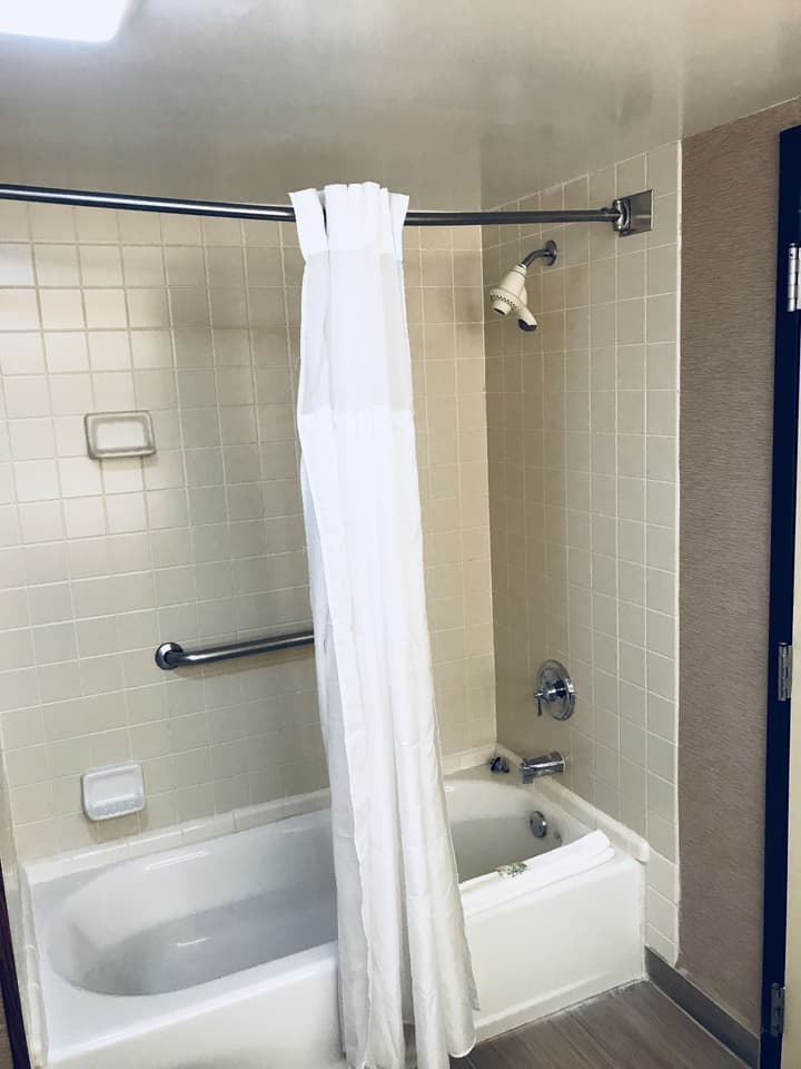 Wingate by Wyndham Convention Ctr Closest Universal Orlando