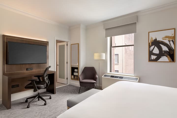Martinique New York on Broadway, Curio Collection by Hilton