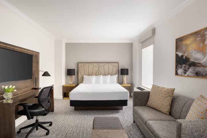 Martinique New York on Broadway, Curio Collection by Hilton