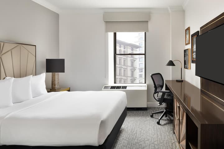 Martinique New York on Broadway, Curio Collection by Hilton