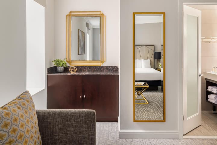 Martinique New York on Broadway, Curio Collection by Hilton