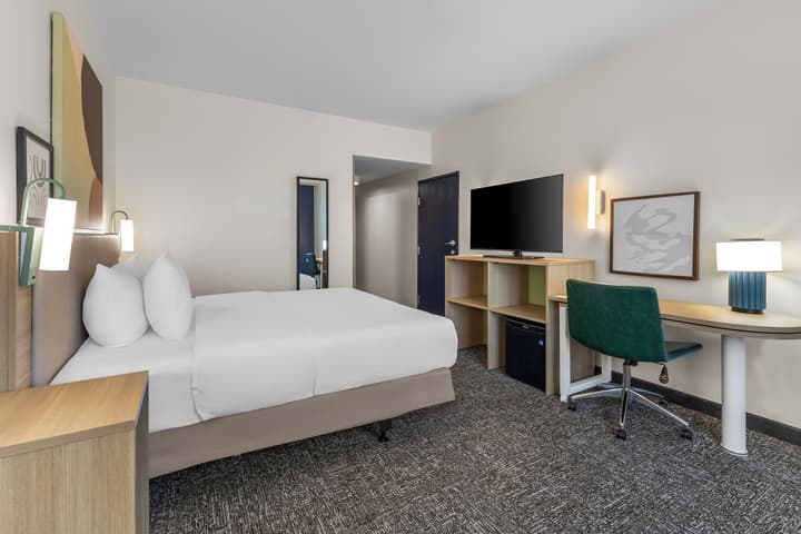 Spark by Hilton Salt Lake City Central
