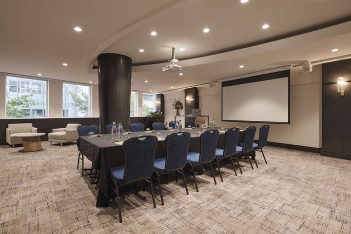 Rydges Darling Square Apartment Hotel