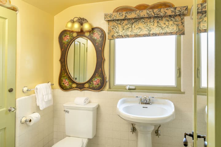 The Pierpont Inn