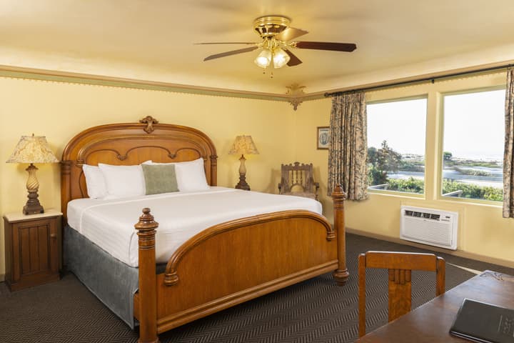 The Pierpont Inn