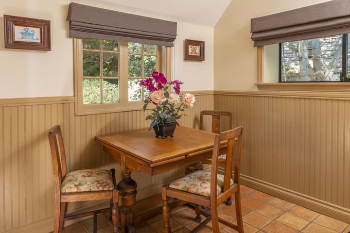 The Pierpont Inn