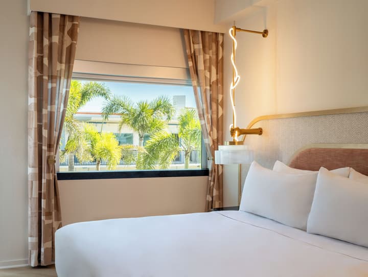 The Luce, St. Pete Beach, a Tribute Portfolio Hotel