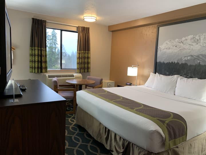 Super 8 by Wyndham Port Angeles at Olympic National Park