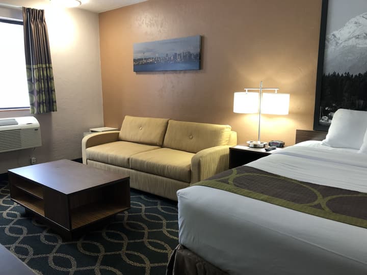 Super 8 by Wyndham Port Angeles at Olympic National Park