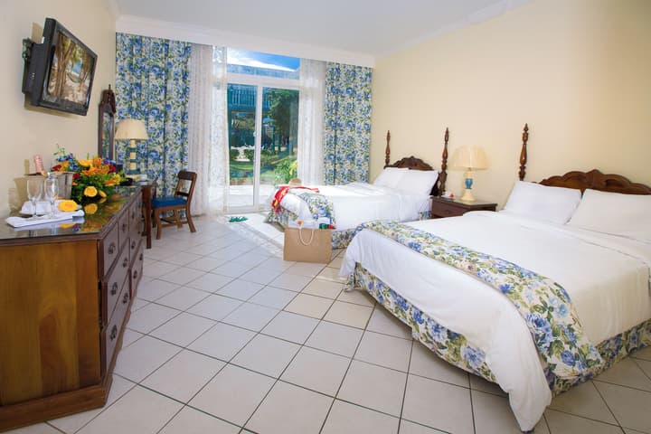Breezes Resort Bahamas All Inclusive