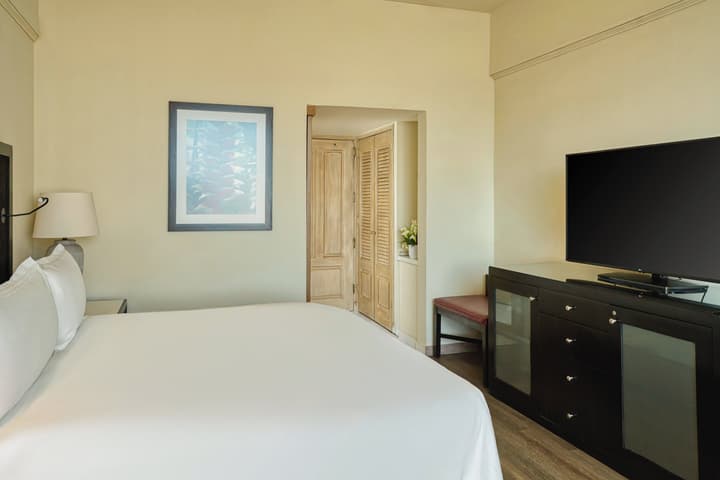 Real InterContinental San Salvador at Metrocentro Mall by IHG