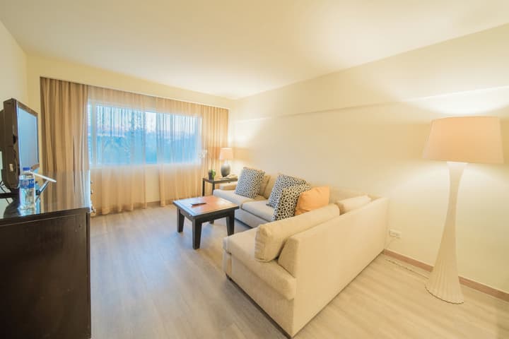 Real InterContinental San Salvador at Metrocentro Mall by IHG