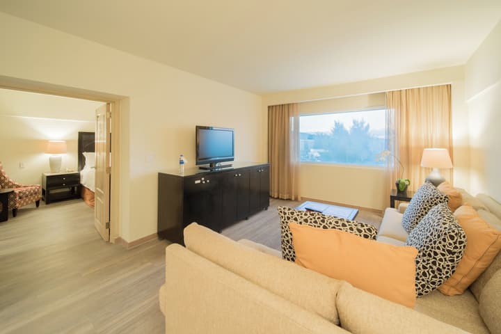 Real InterContinental San Salvador at Metrocentro Mall by IHG