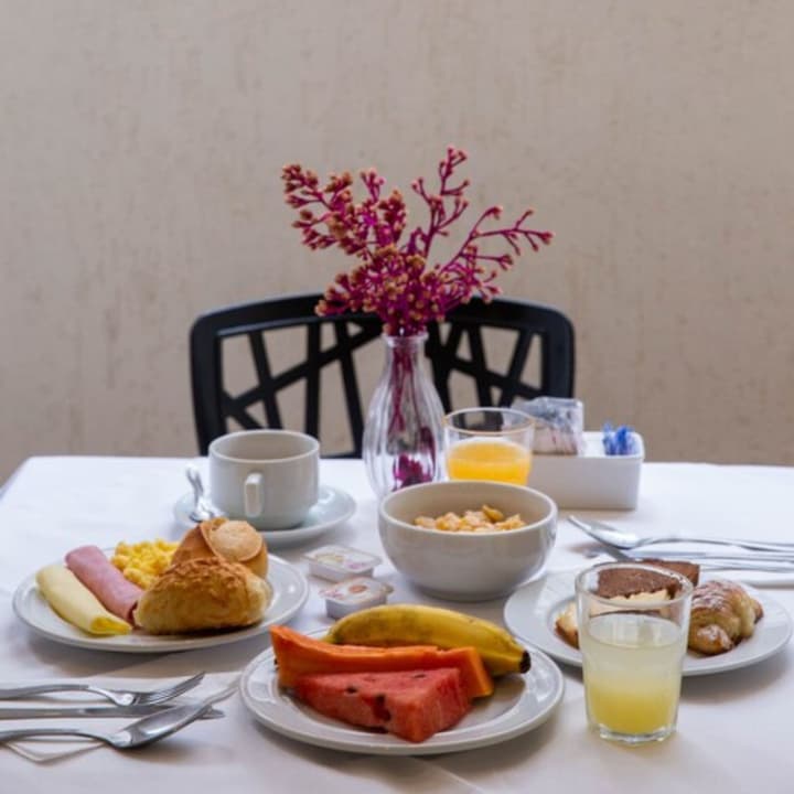Rojas All Suites Hotel