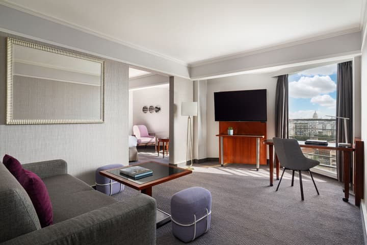 Paris Marriott Rive Gauche Hotel & Conference Center