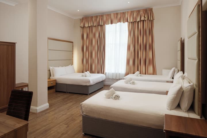 Royal Eagle Hotel