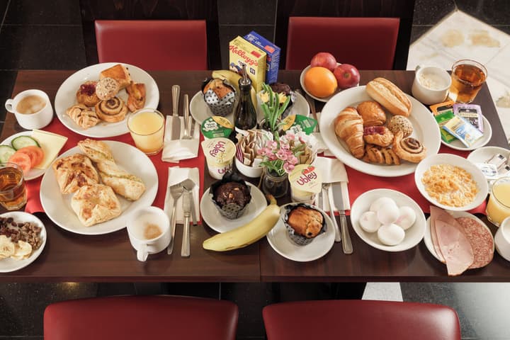 Royal Eagle Hotel