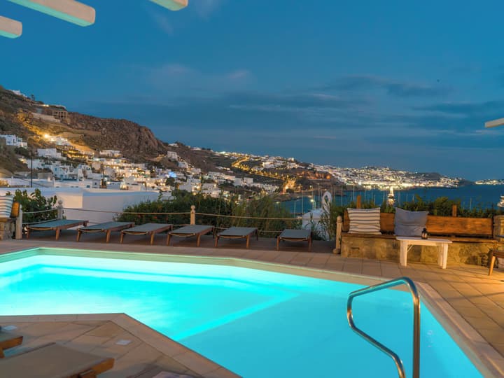 Rhenia Mykonos Hotel & Bungalows