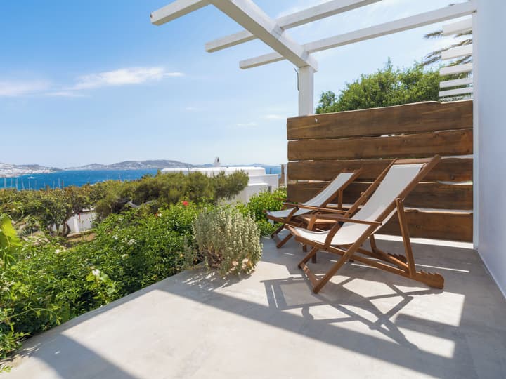 Rhenia Mykonos Hotel & Bungalows