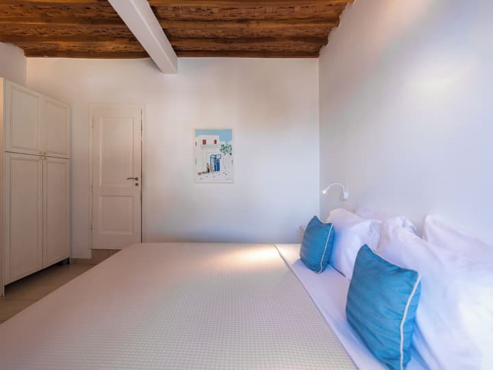 Rhenia Mykonos Hotel & Bungalows