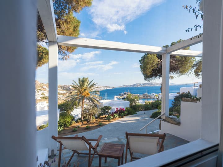 Rhenia Mykonos Hotel & Bungalows