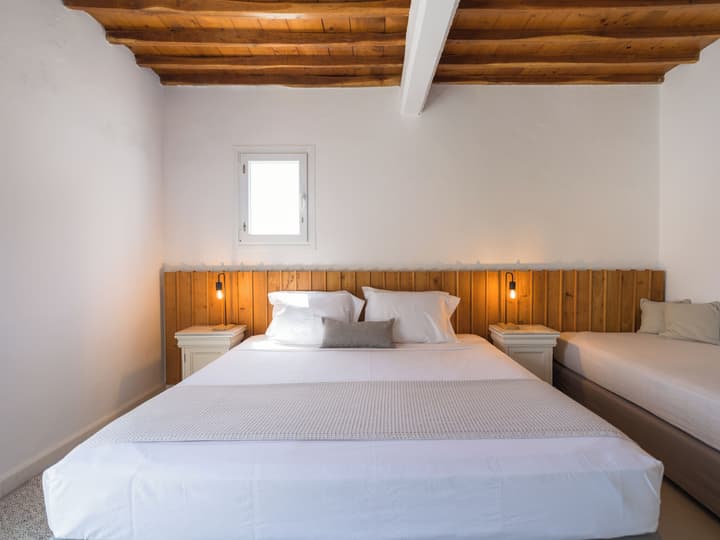 Rhenia Mykonos Hotel & Bungalows