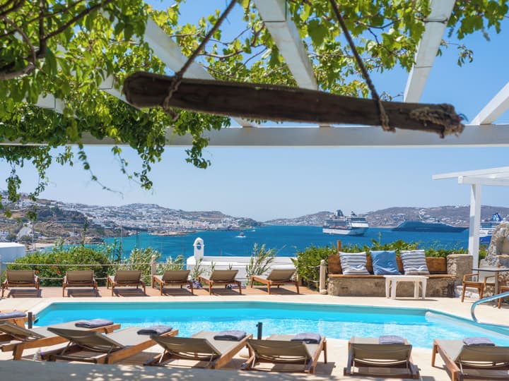 Rhenia Mykonos Hotel & Bungalows