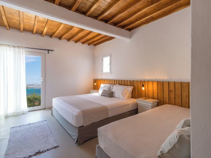 Rhenia Mykonos Hotel & Bungalows