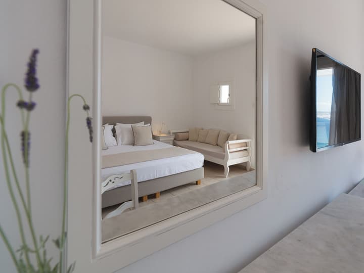 Rhenia Mykonos Hotel & Bungalows