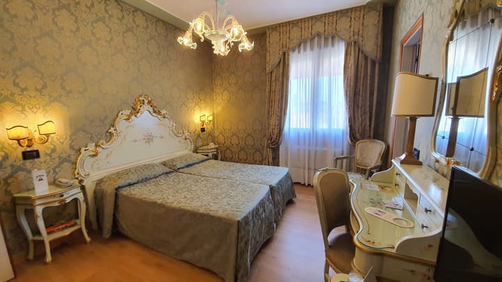 Hotel Carlton on the Grand Canal