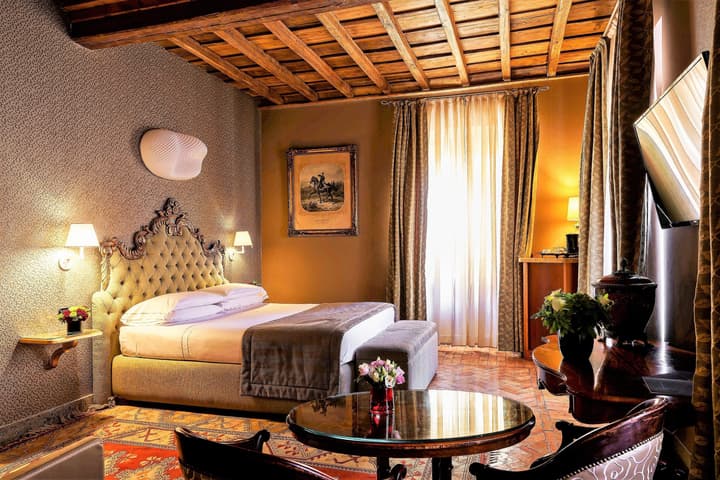 Valadier Hotel