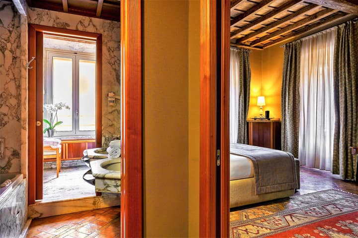 Valadier Hotel