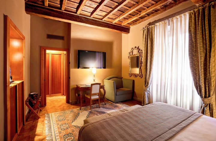 Valadier Hotel