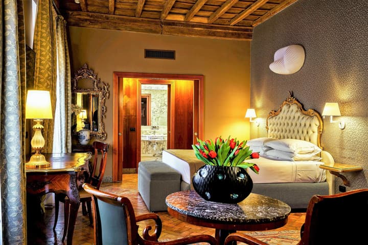 Valadier Hotel