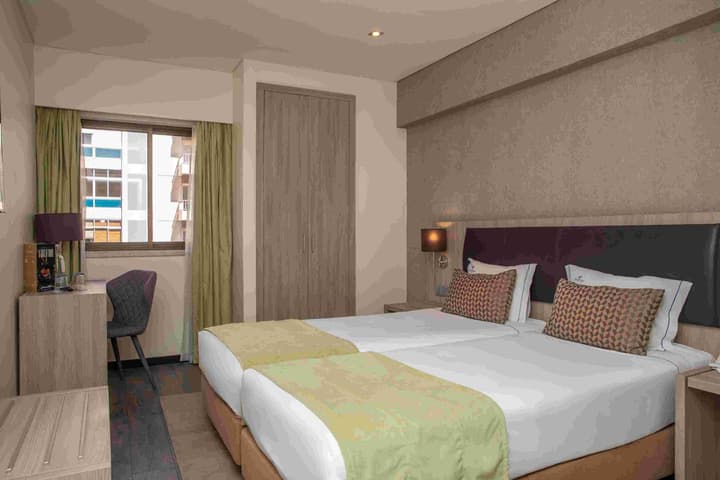 VIP Inn Berna Hotel